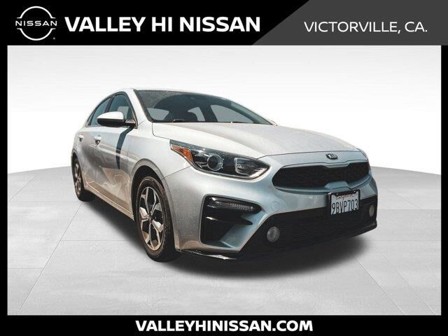 2021 Kia Forte LXS — photo 1 of 4