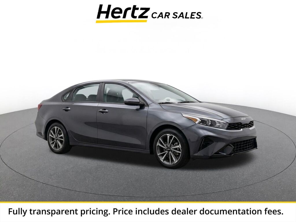 2024 Kia Forte LXS — photo 1 of 8