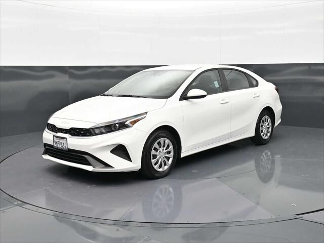 2024 Kia Forte LX — photo 1 of 19