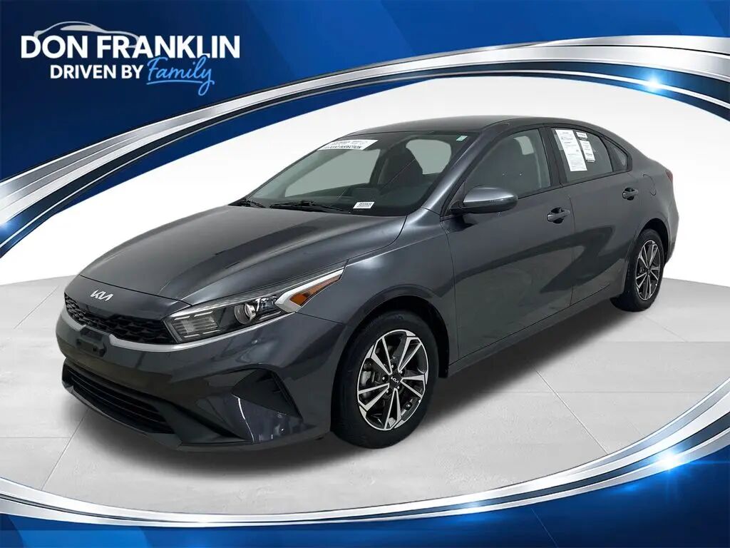 2024 Kia Forte LXS — photo 1 of 16