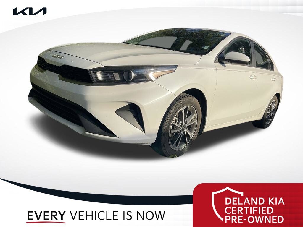 2022 Kia Forte LXS — photo 1 of 1