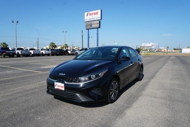 2024 Kia Forte LXS — photo 1 of 13