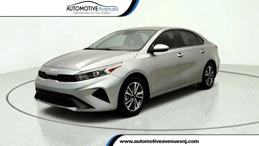 2023 Kia Forte LX — photo 1 of 26