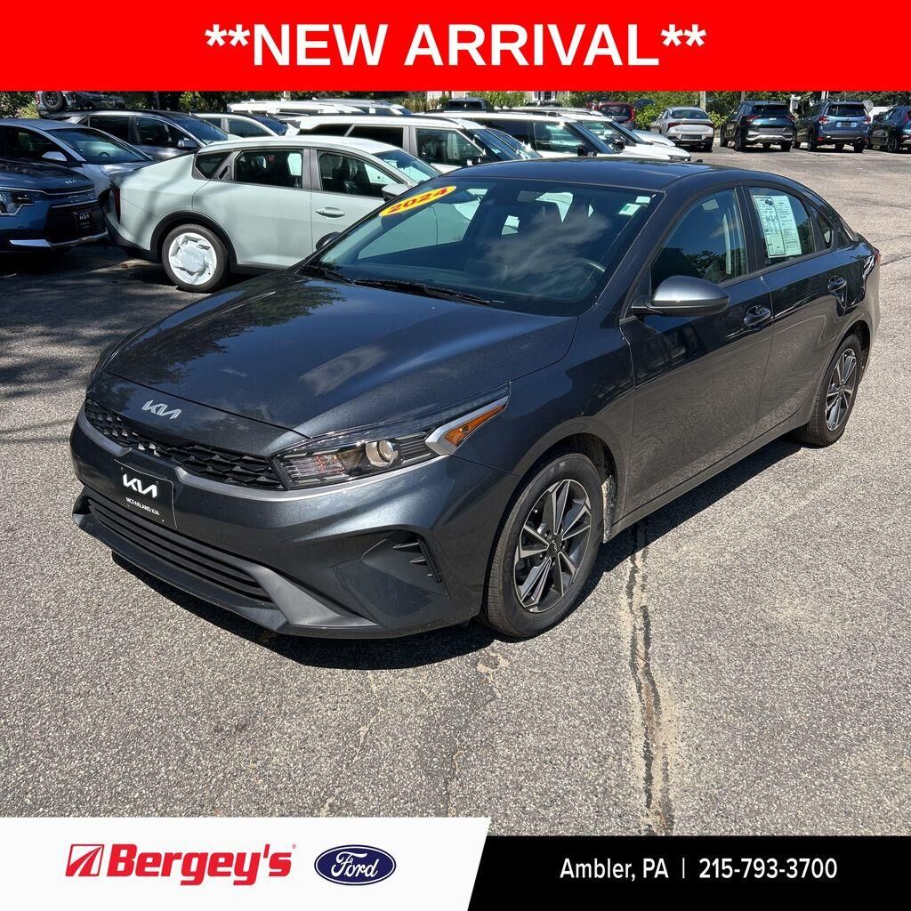 2024 Kia Forte LXS — photo 1 of 1