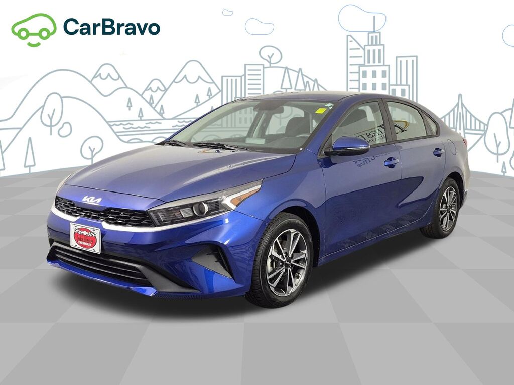 2023 Kia Forte LXS — photo 1 of 7