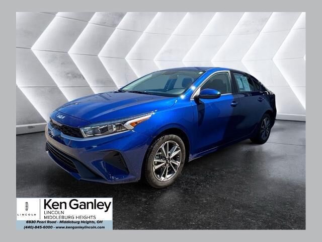 2023 Kia Forte LXS — photo 1 of 13