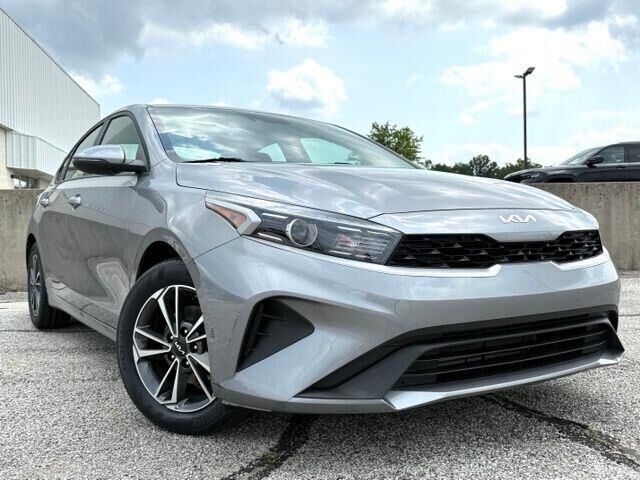 2024 Kia Forte LXS — photo 1 of 13
