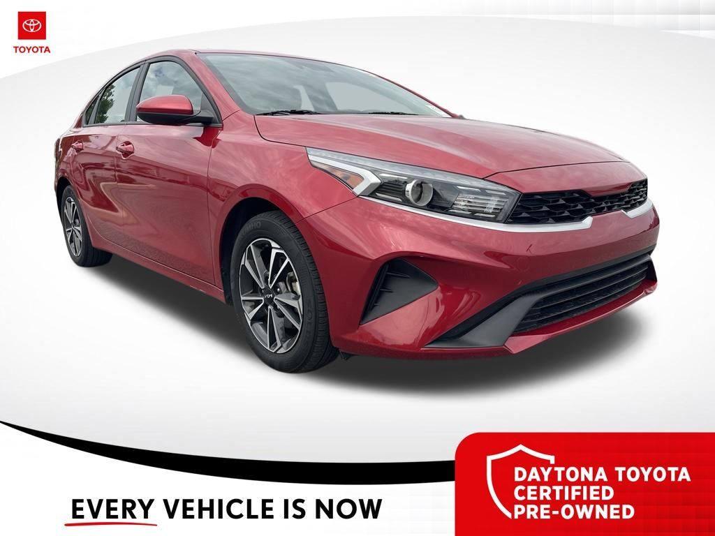 2024 Kia Forte LXS — photo 1 of 13