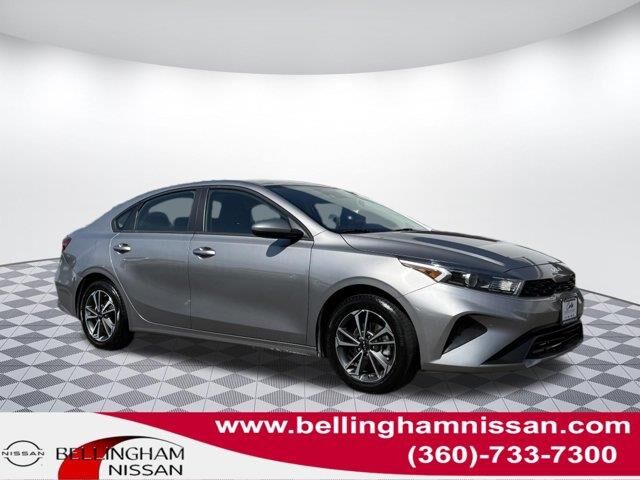 2024 Kia Forte LXS — photo 1 of 14