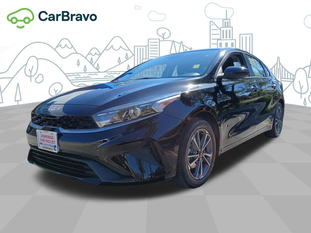 2022 Kia Forte LXS — photo 1 of 7