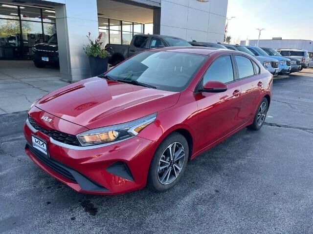 2023 Kia Forte LXS — photo 1 of 26