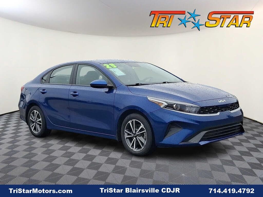 2023 Kia Forte LXS — photo 1 of 1