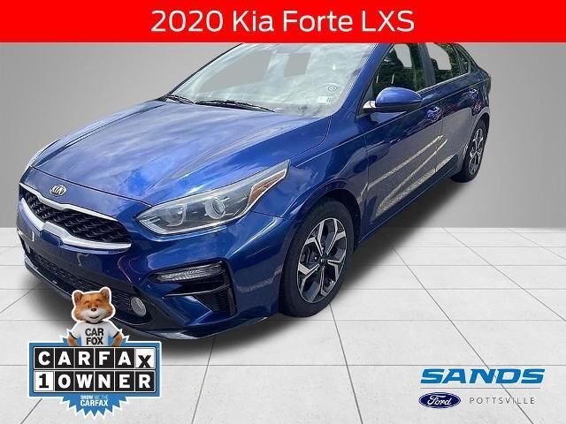 2020 Kia Forte LXS — photo 1 of 30