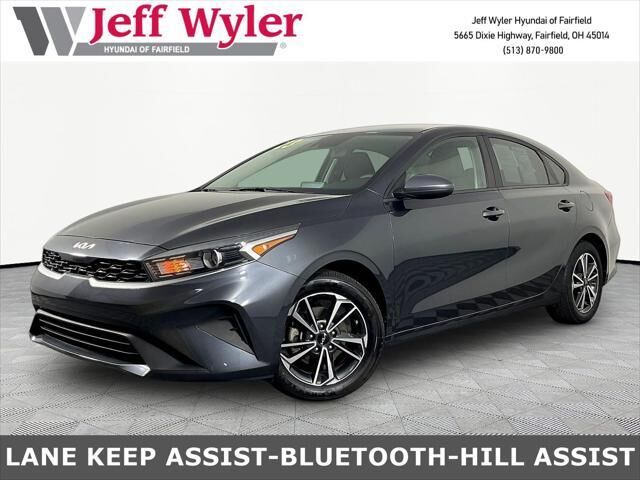 2023 Kia Forte LXS — photo 1 of 13