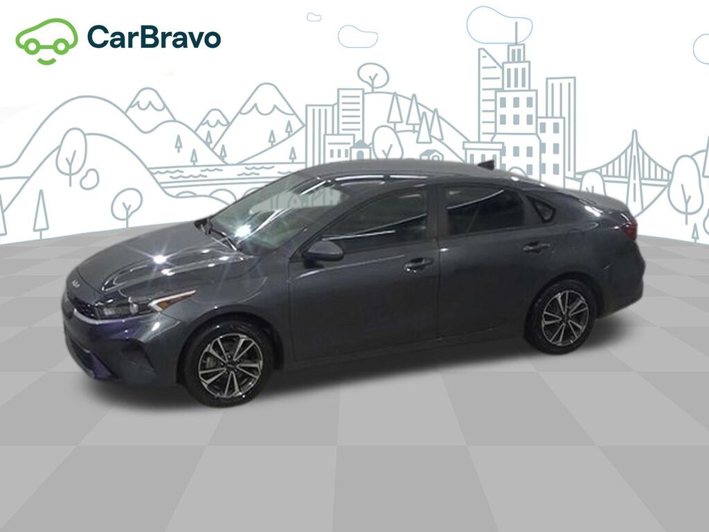2023 Kia Forte LXS — photo 1 of 6