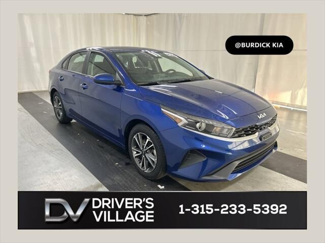 2024 Kia Forte LXS — photo 1 of 13