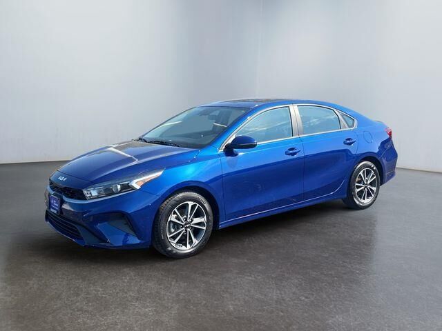 2024 Kia Forte LXS — photo 1 of 14