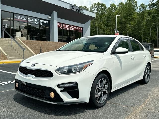 2019 Kia Forte LXS — photo 1 of 13