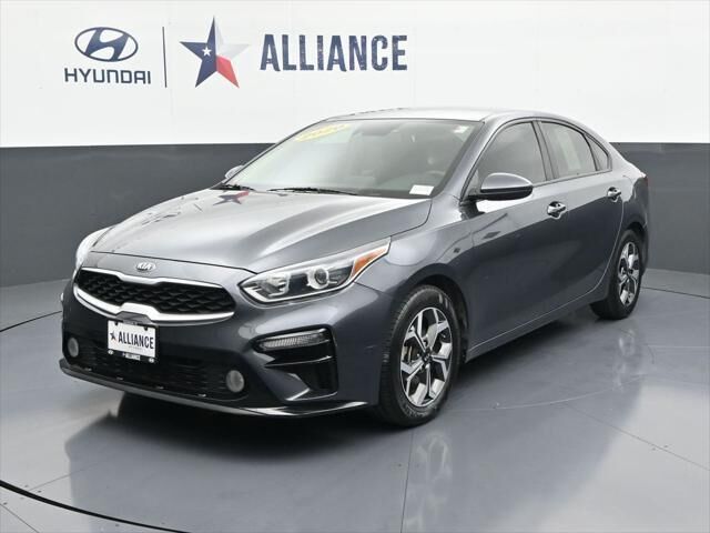 2020 Kia Forte LXS — photo 1 of 13