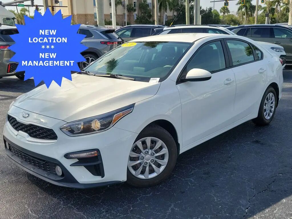 2020 Kia Forte FE — photo 1 of 15