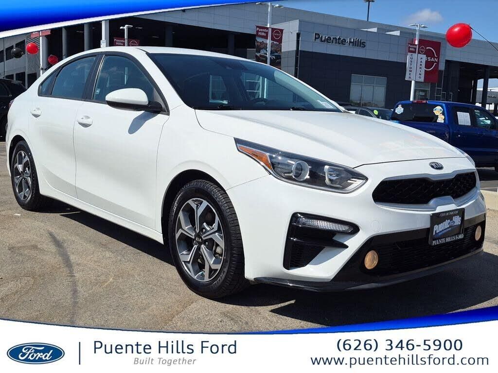 2020 Kia Forte LXS — photo 1 of 1