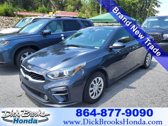 2021 Kia Forte FE Manual