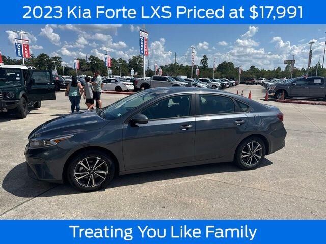 2023 Kia Forte LXS