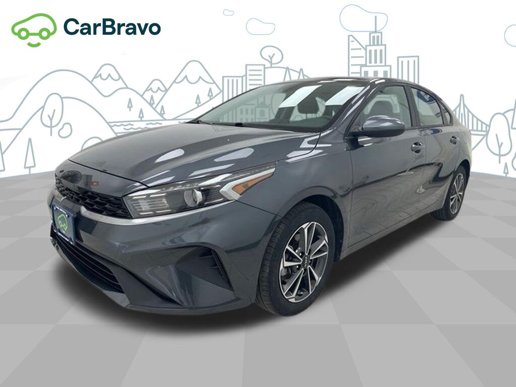 2023 Kia Forte LXS — photo 1 of 6
