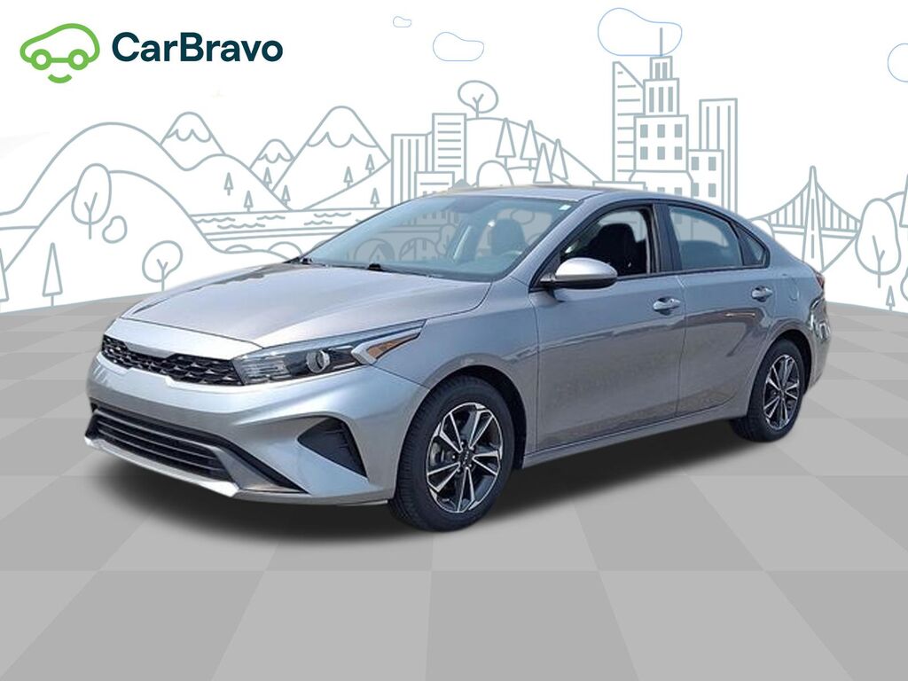 2023 Kia Forte LXS — photo 1 of 6