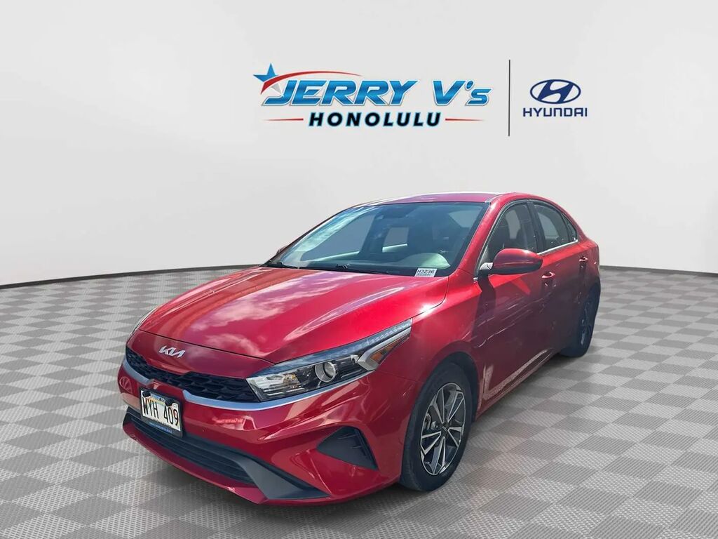 2024 Kia Forte LXS — photo 1 of 13