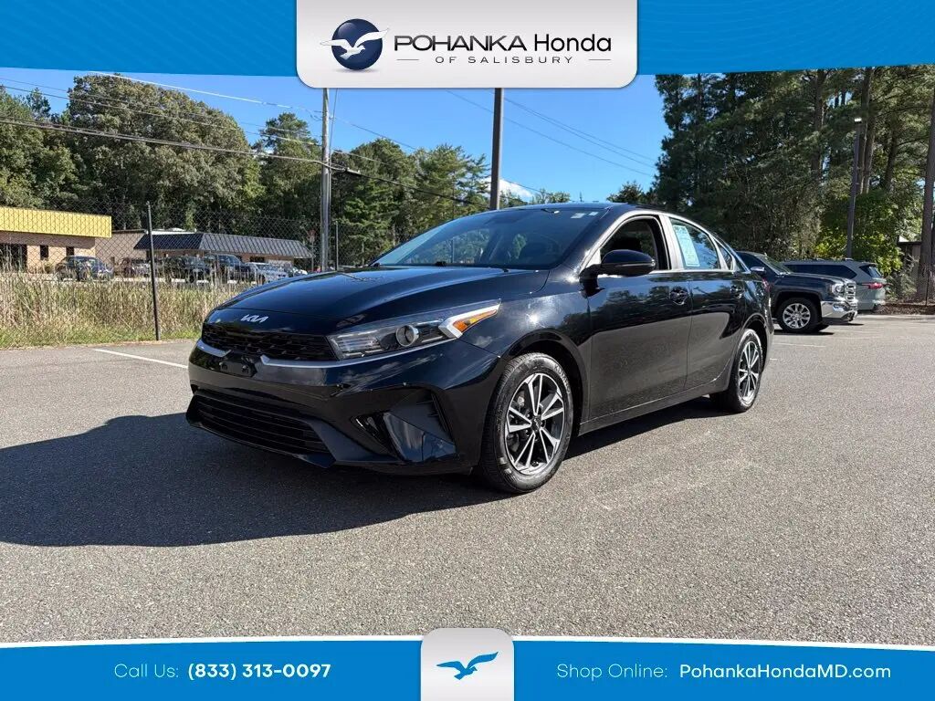 2024 Kia Forte LXS — photo 1 of 13