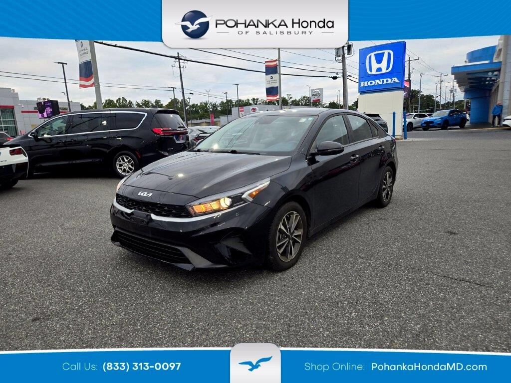 2024 Kia Forte LXS — photo 1 of 13