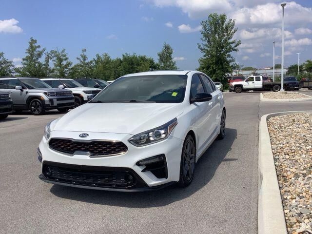 2021 Kia Forte GT-Line — photo 1 of 13