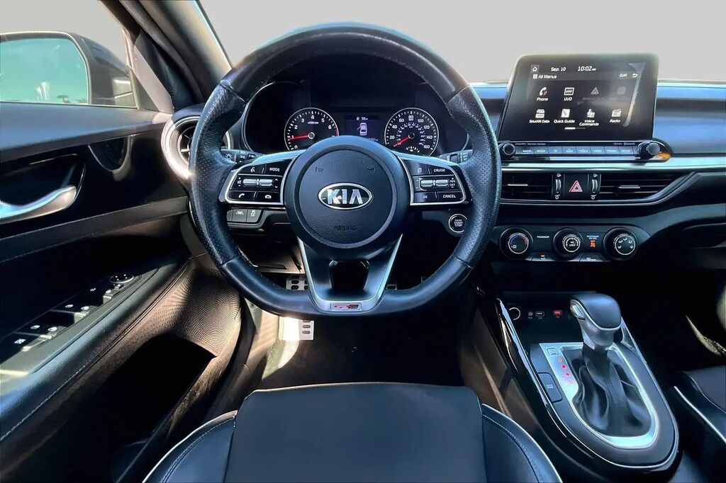 2021 Kia Forte GT-Line — photo 1 of 1