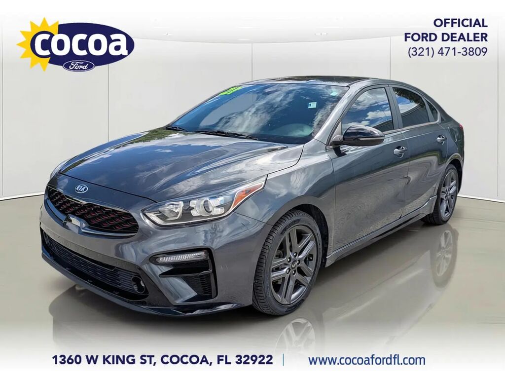 2021 Kia Forte GT-Line — photo 1 of 18