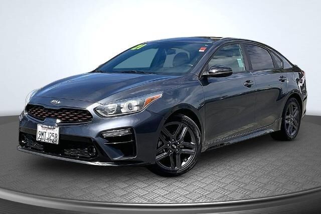 2021 Kia Forte GT-Line — photo 1 of 26