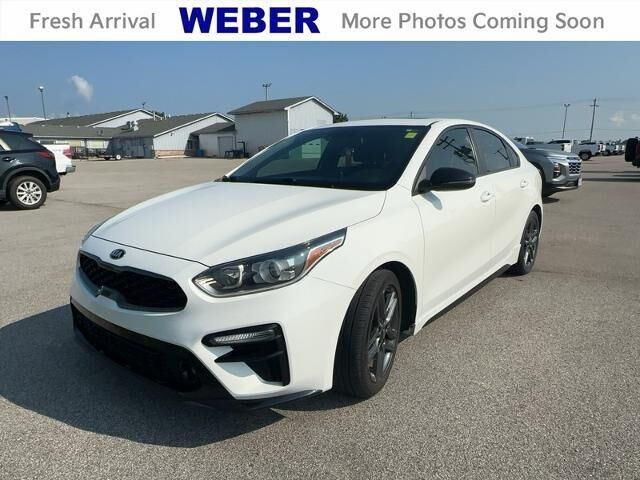 2021 Kia Forte GT-Line — photo 1 of 12