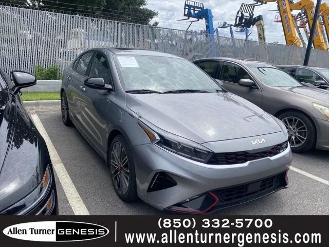 2023 Kia Forte GT — photo 1 of 3