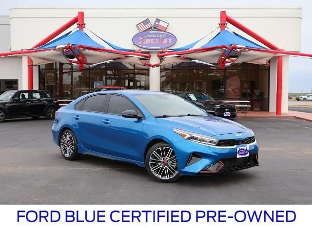 2022 Kia Forte GT — photo 1 of 11