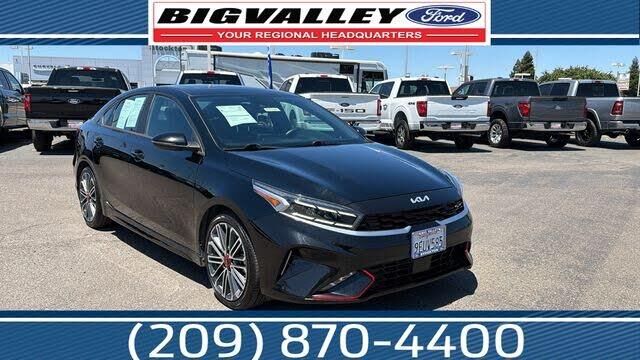 2023 Kia Forte GT — photo 1 of 2