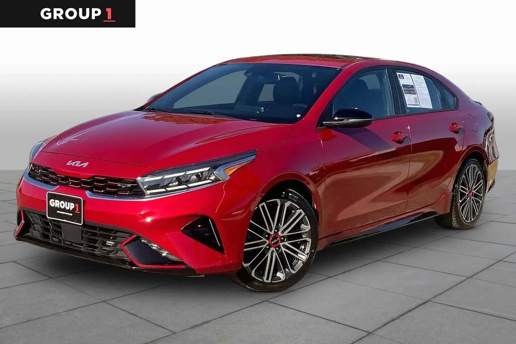 2023 Kia Forte GT — photo 1 of 12