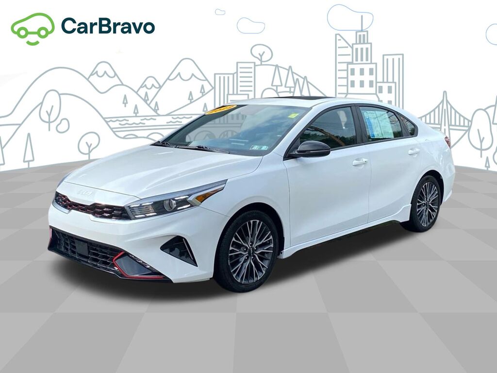 2022 Kia Forte GT-Line — photo 1 of 7