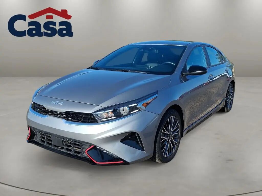 2024 Kia Forte GT-Line — photo 1 of 9