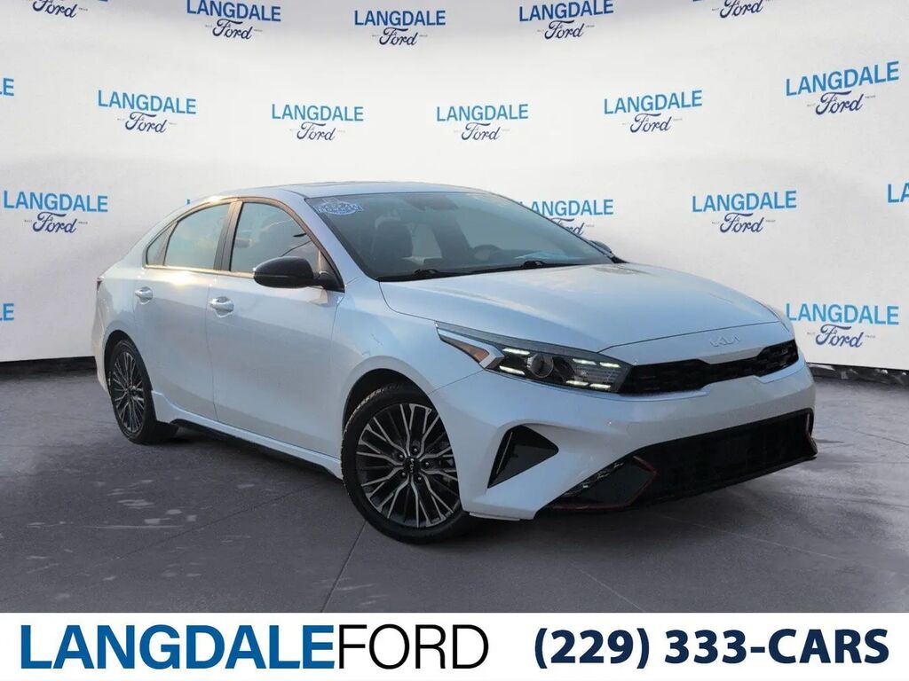 2024 Kia Forte GT-Line — photo 1 of 13