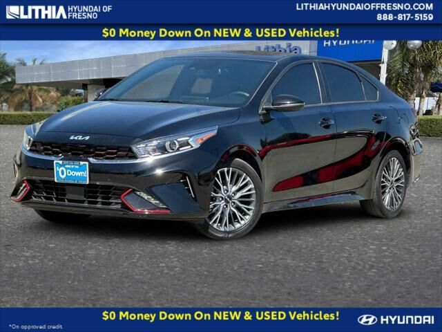 2024 Kia Forte GT-Line — photo 1 of 13