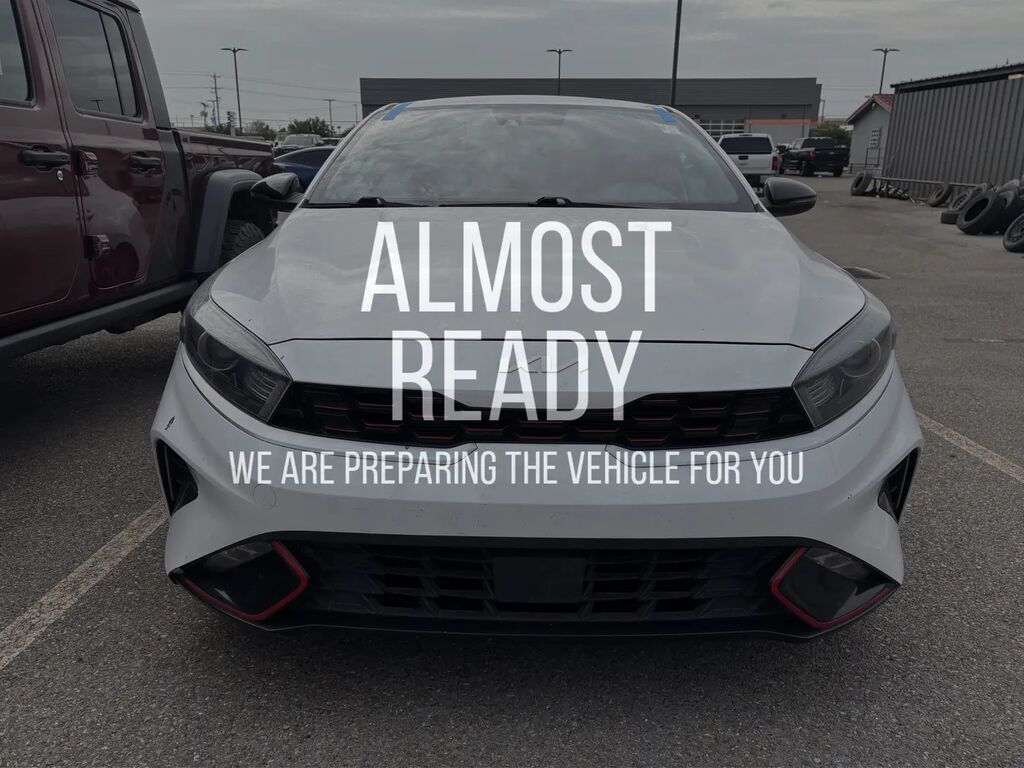 2022 Kia Forte GT-Line — photo 1 of 13