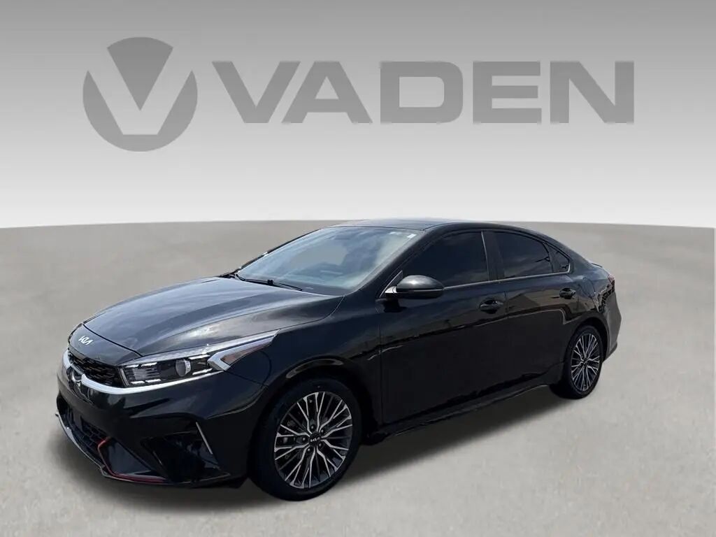 2023 Kia Forte GT-Line — photo 1 of 26