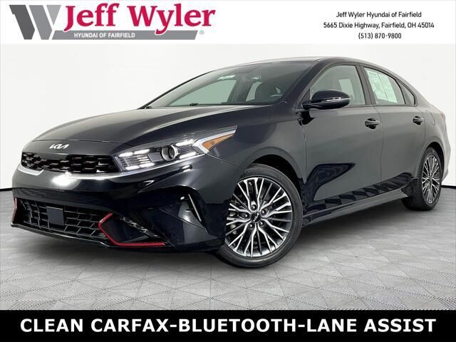 2023 Kia Forte GT-Line — photo 1 of 1