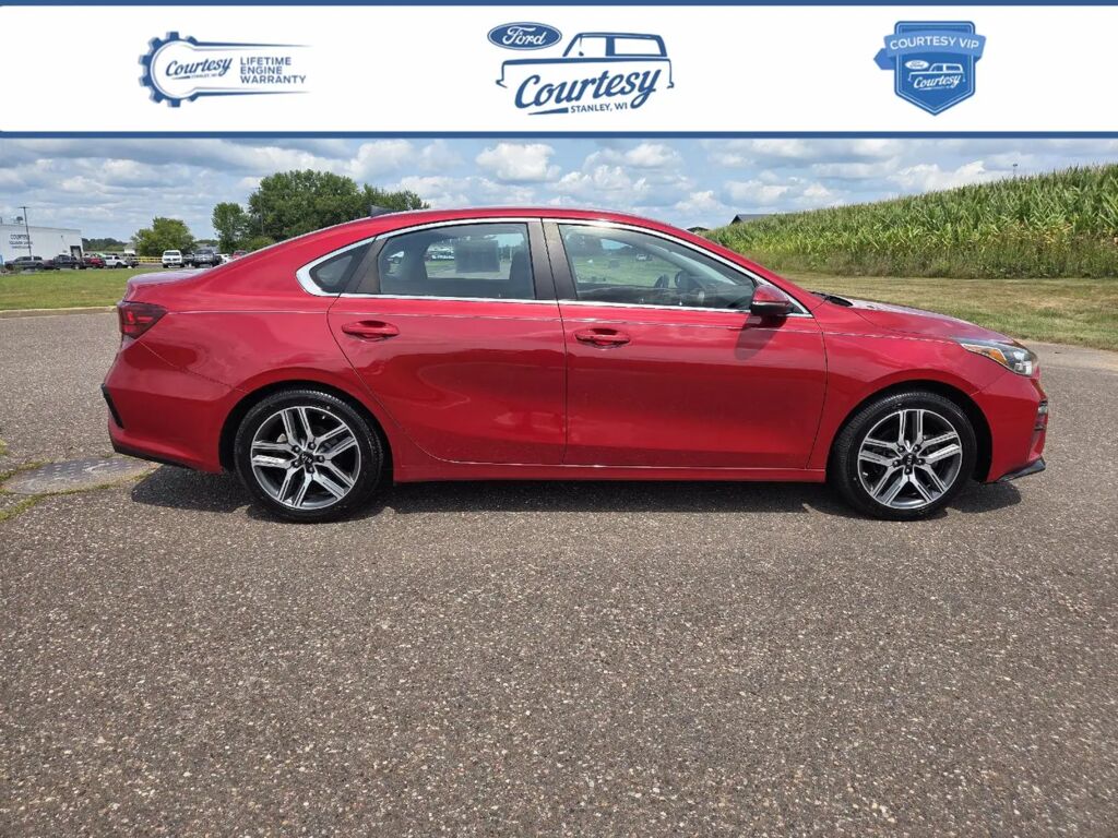 2020 Kia Forte EX — photo 1 of 14