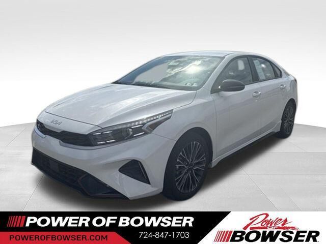 2024 Kia Forte GT-Line — photo 1 of 9